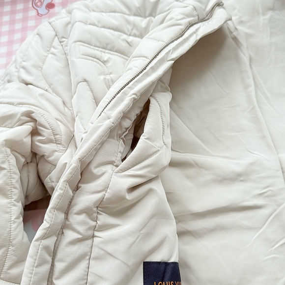 Louis Vuitton Quilted Technical Jacket - Picture 7 of 9